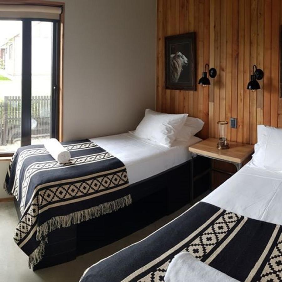 Hostal Boutique Factoria Patagonia Puerto Natales Ngoại thất bức ảnh