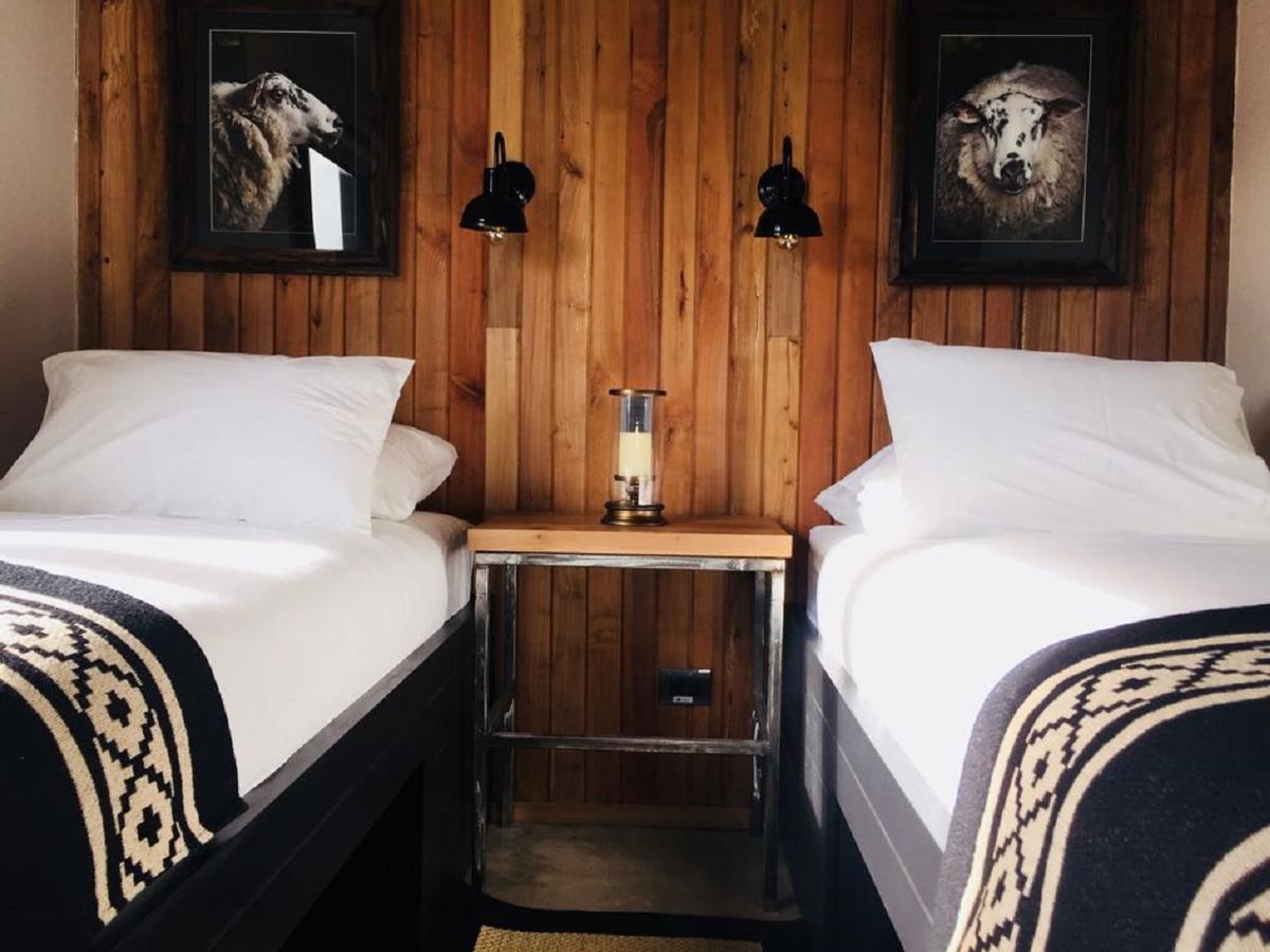 Hostal Boutique Factoria Patagonia Puerto Natales Ngoại thất bức ảnh