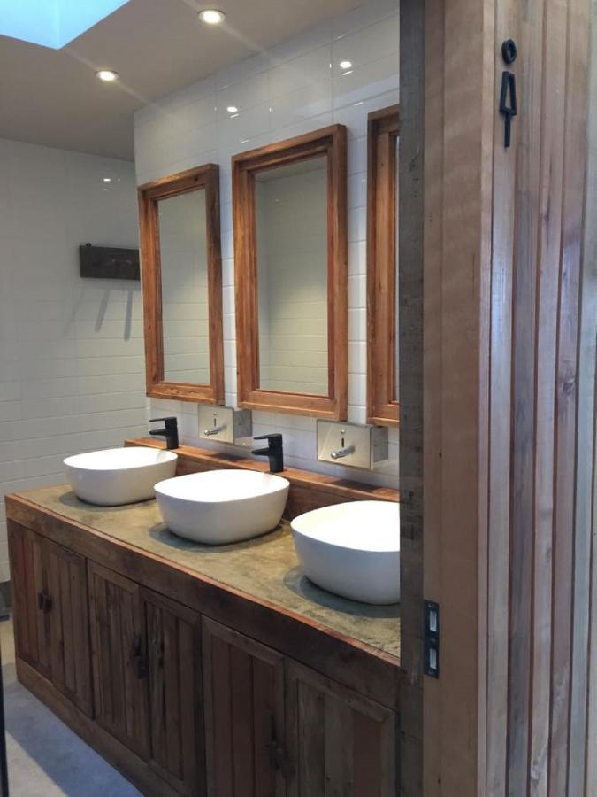 Hostal Boutique Factoria Patagonia Puerto Natales Ngoại thất bức ảnh